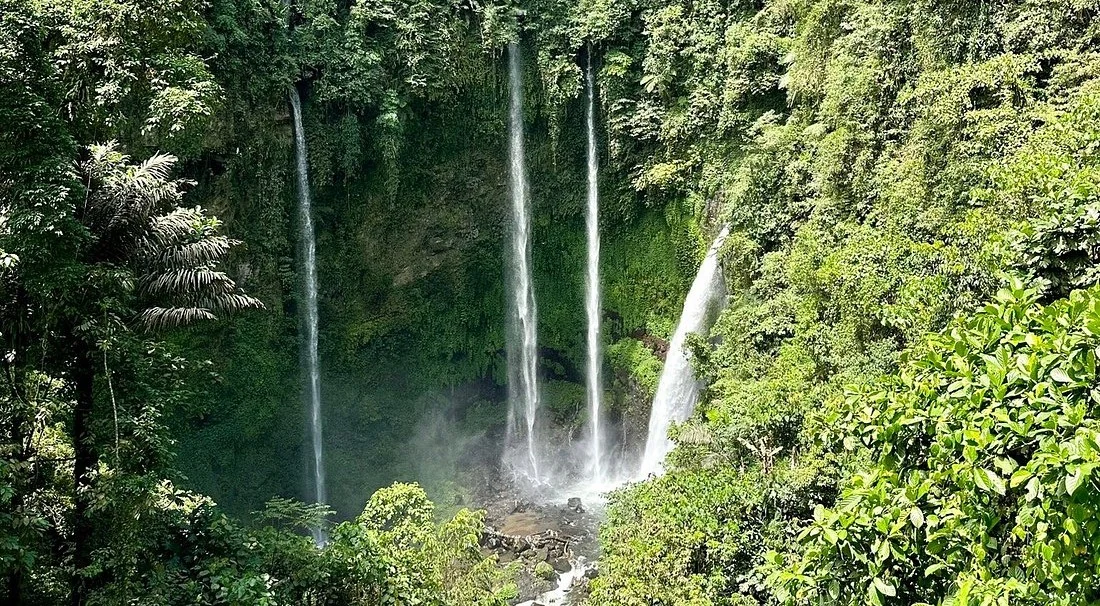 Wisata Air Terjun Tekaan Telu Tinoor